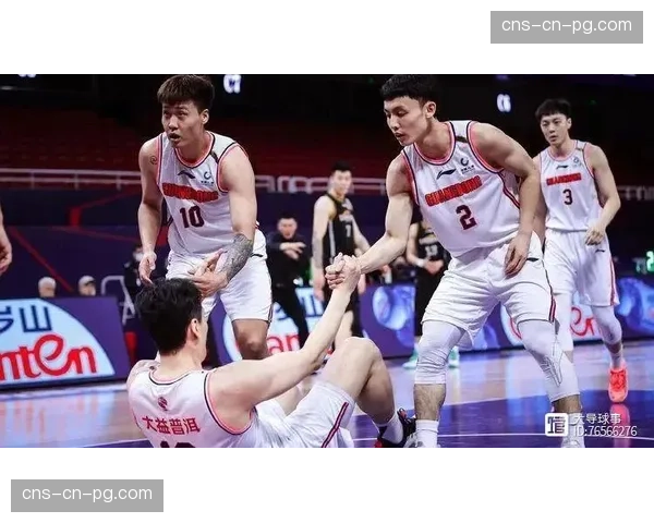 人物聚焦：老将周鹏的防守选位，如何屡次破坏对手转换进攻发起点